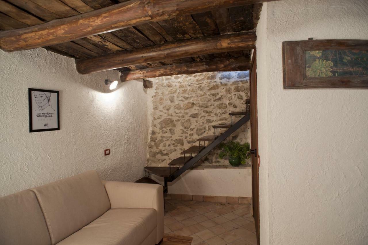 Residenza D'Epoca Borgodifiume Fiumefreddo Bruzio Exterior foto